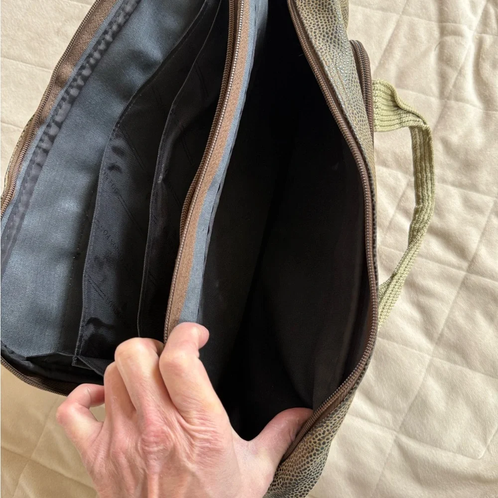 London Fog Men's Laptop/Messenger/Travel bag